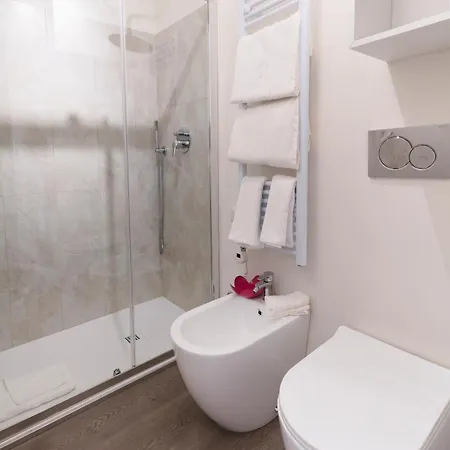 Ampio Loft -navigli Iulm Romolom2 * Milán